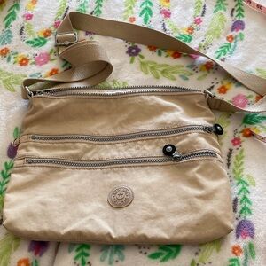 Kipling purse